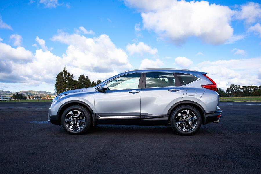  Honda CR-V Sport 2017 года  (NZ) (фото 9 из 16)